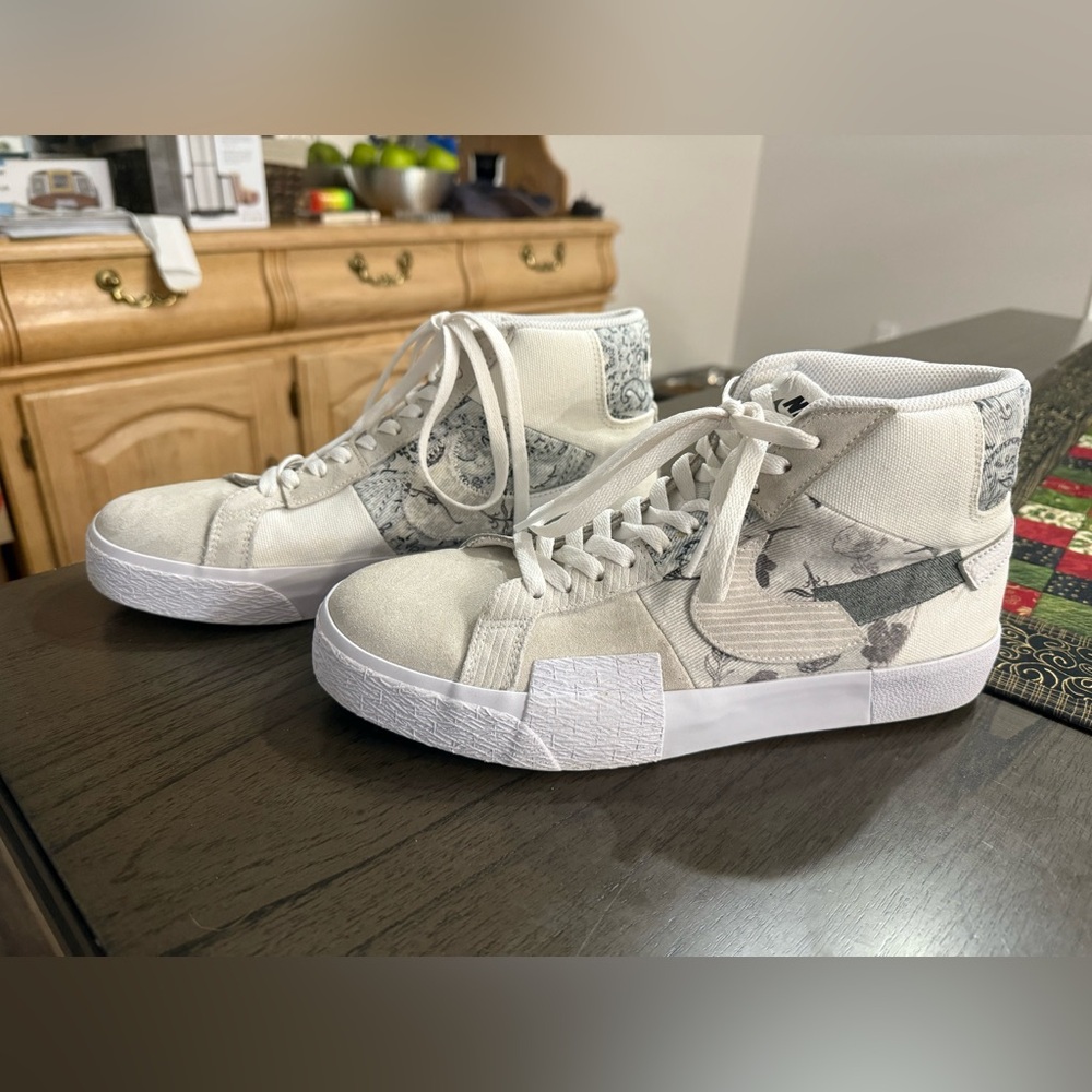 Nike Zoom Mid Blazer - size 9